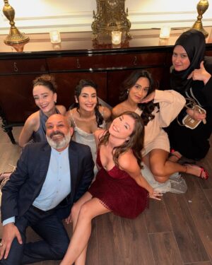 Ilayda Akdoğan Instagram - bu aksam dugunumuz var😁
@yabanidizi @nowtvturkiye