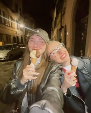 Ilayda Akdoğan Instagram - constantly missing Firenze🍇