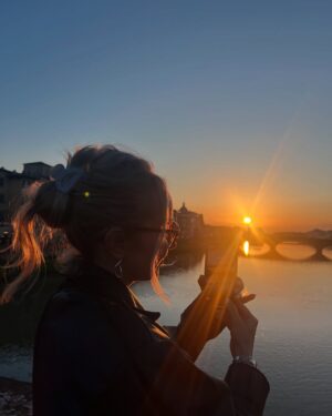 Ilayda Akdoğan Instagram - constantly missing Firenze🍇