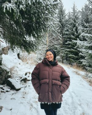 Iman Meskini Instagram - On a mission to romanticize this winter ❄️🥶🫶🏽