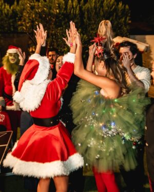 Inanna Sarkis Instagram - We take Grinchmas very seriously.