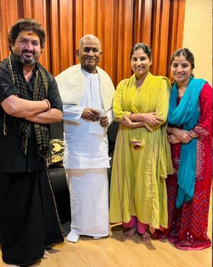 Indravathi Chauhan Instagram - Once in a lifetime dream has finally come true. Meeting the divine in flesh and blood!! #ilayarajasir🙏 🙇‍♀️❤️