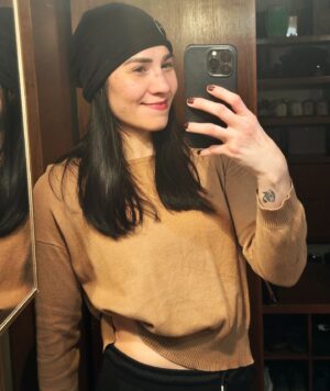 Irene Aldana Instagram - 🤎🌹