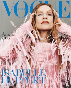 Isabelle Huppert Instagram - Merci @voguekorea 🌺

Photographer PAK BAE @pakbae
Fashion Editor DAHYE KIM @byhye
Hair MIYEON JO @jomimimimijo 
Make-up HUIJUNG HWANG @hh3116 
@balenciaga