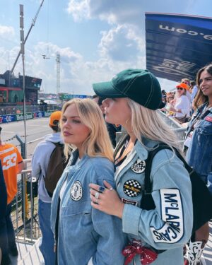 Isadee Jansen Instagram - dit was erg gezellig 🤍 @f1 

*invited by @levis