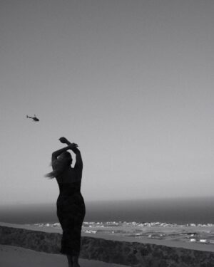 Isadee Jansen Instagram - A little james bond moment 🚁