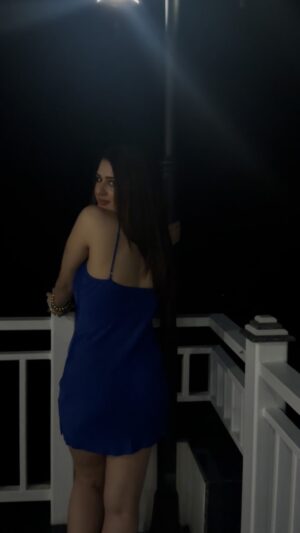 Isha Rikhi Instagram - Making memories under the stars ✨ 💙