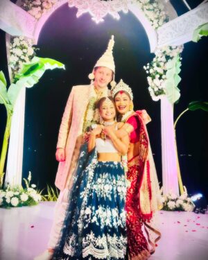Ishita Ganguly Instagram - This is the moment ______🤍✨🧿

Can’t express in words , I guess the last picture says it all ____🫂🤍🥹🧿🫂

May your love continue to grow stronger with each passing year .. wish you both a very happy married life  @sreejita_de @michael_b.p  _____🫶🧿🤍❤️✨

Shree i love you , baby you are glowing🤍✨ … you both look amazing together ❤️✨___ hayye nazar naah lage .. touchwood 🧿🧿✨🔱🕉️

Finally I can say “ aaj mere yaar ki shadi hai “ ____😄😘🫰🥹🫂💃

Wearing : @nidhikurda 🤍✨