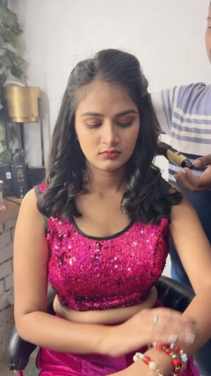 Ishwari Panda Instagram - Chanda Tukuda🌚🙈😘#odiastatus #odiasong #odiamuser #love #oldisgold #odiaoldsong #love #lovesong #viral #viralvideos #viralpost #reels #reelsinstagram #reelsindia #reelitfeelit❤️❤️ #instagram #trend #trendingreels #trendy