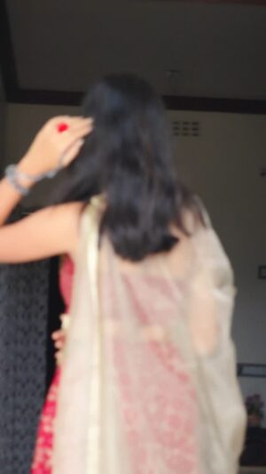Ishwari Panda Instagram - Tag Your Diwani😍🫂 #viralpost #viralreels #viralodisha #reelit #reelkarofeelkaro #reelsinstagram #reels #reeling #trending #trend #viralreels #viral🔥 #odiaviralsong #odiamuser #odiaviral #odia #odiastatus #status #love #lovestatus #dance #instagram #ishwaripanda
