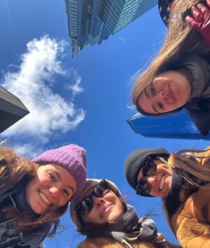 Iva Domingues Instagram - A Complete Unknown in NY 🇺🇸♥️
( e sim, já fui ver o filme ao cinema lá em NY! Conto tudo no meu próximo post 🤓)