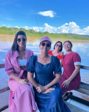Jakelyne Oliveira Instagram - Não é terapia, mas é terapêutico 🌻🌾

Família, amor e natureza, meu combo perfeito da felicidade!
