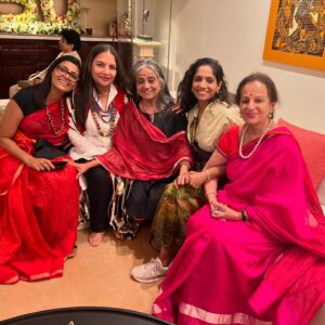 Jamie Lever Instagram - ‘You are my birthday gift to Shabana’ He said 
 You are doing something right if The Legend JAVED AKHTAR sahab requests you to perform for Shabana ji on her special day🙏🏽
It’s been a beautiful day ❤️ So grateful, God is kind 🙏🏽