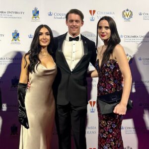 Jandae Percem Instagram - @columbia Military Ball with @mattrreid, the new president of @milvets and lovely @michaelmaryp 
Proud of our veterans! 🇺🇸
