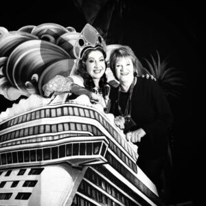 Jane McDonald Instagram - Our last show tonight. Thank you to everyone involved in this amazing production. Thank you to all of you who came to see it. We’ve had a ball. Xxx
Photo by @waiting_in_the_wings_with_jen