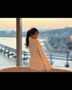 Jang Won-young Instagram - 안녕 2025🤍