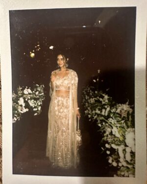 Janki Bodiwala Instagram - Wedding bells 🔔 2024 #groomsfriendbridesfriend 

Stylist - @styleitwithniki 
Outfit - @studio.mikukumar 
Jewellery - @ak_zaveri 
Clicks - @malharkjani & team
Hair by @evara_099