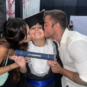 Jaque Khury Instagram - Meu filho se formou! Que lindo 💖