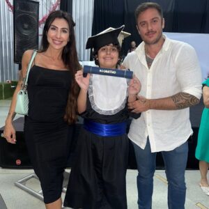 Jaque Khury Instagram - Meu filho se formou! Que lindo 💖