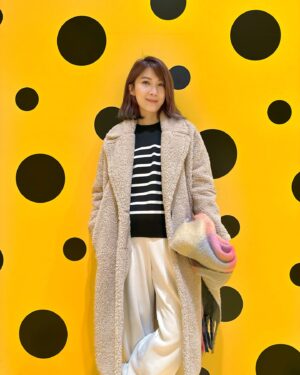 Jeanette Aw Instagram - Life and art, two worlds that intertwine. Some of the most breathtaking creations are born from the deepest pain, and beauty often blooms in the shadows of sorrow.