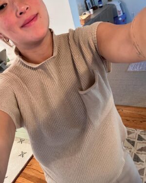 Jenna Ushkowitz Instagram - Lately: 🤰🏻 and 🍩
