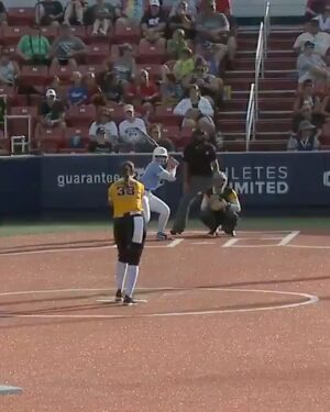Jennie Finch Instagram - two of the greatest to ever do it 🤩

📽️ @arizonasoftball 

#AUSL
