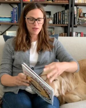 Jennifer Garner Instagram - It is hard to know how to write this— it seems nuts, given the world, to mourn a pet, but since we have shared Birdie with all of you, it only seems fair to let you know of her passing. Birdie let us know on Thursday that she wasn’t feeling herself (a renowned foodie, Birdie never missed a meal). We were surprised to learn that, not only was she very ill, she was at the end of her life. The vet told us that dogs often hang on until their person comes home from college and we believe Birdie did just that, so that we could pet her soft ears together and thank her for being the world’s best dog. Birdie loved to be read to, always found her way into a Pretend Cooking Show, and knew just how to give people what they needed (as evidenced by her happy days as a dog therapy team with Mo). She lived a happy dog life and is now in the role she was born to play: angel girl. It’s a gift to love and be loved by such a creature as Birdie the Doggie. 🐾🪽