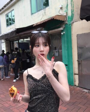 Jeon Hee-jin Instagram - See u tomorrow Macau ♡