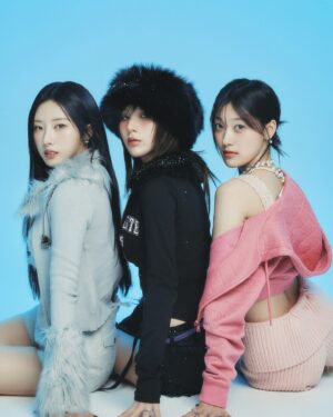 Jeong Jin-sol Instagram - @thestarmagazine 🩵