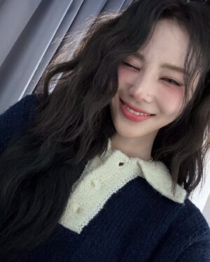 Jeong Jin-sol Instagram - 뽀글뽀글뽀글