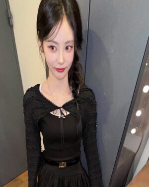 Jeong Jin-sol Instagram - 난 검은색이 젤 죠앙ㅋ