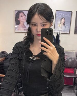 Jeong Jin-sol Instagram - 난 검은색이 젤 죠앙ㅋ