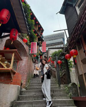 Jeong So-min Instagram - 🍒