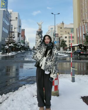 Jeong Yu-mi Instagram - 메리메리크리스마스.🎄