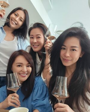 Jesseca Liu Instagram - 我的女王们 💫👸🏻
My Queens 🩷🩷🩷🩷🩷