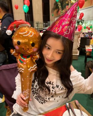 Jessica Chan Yee Chun Instagram - 🎄