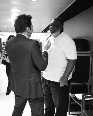 Jessica Williams Instagram - Fallon tonight talking Shrinking (and learning guitar I guess)  And my parents flew in because my Dad is obsessed with Fallon(and me?)! Thank you for having us! I feel so grateful and lucky to be able to talk about this gorgeous show I get to be small part of! Happy Holidaze Willinatorz! 

❤️THANK YOU TEAM ❤️
Makeup// @rebeccarestrepo 
Hair// @lacyredway 
Stylist// @sarahslutsky 
Stylist assistant// @carlee___ 

👗: @milly
👠 : @inez
👛 : @giarite
💎 : @grownbrilliance @mirakijewel @nadrijewelry
 @wearcommando