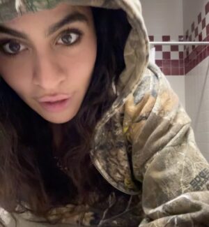 Jessie Reyez Instagram - A 🥟 

Get it …