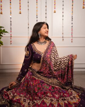 Jhanvi Bhatia Instagram - Somehow the fit is giving Leela 🫣💜

Fell in love w this and wore it the first day to Garba and def did get a lot of compliments 🥰✨
Would recco for Diwali too hehe 😉

Lehenga from @anita_thakkar_dressesonrent 
Styled by @ashgkz 

#lehenga #lehengacholi #garba #navratri #navratrioutfit #navratrispecial #lehengalove #diwali #diwalioutfit #explorepage #foryou #indianfashion #indianoutfitideas #jhanvibhatia