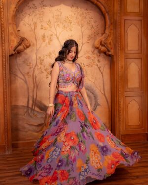 Jhanvi Bhatia Instagram - HAPPY DIWALI 🪔✨❤️🙏🏻

It’s literally one of the happiest time of the year!!! I hope you all are home celebrating w your close ones and in case you’re not, here’s sending virtual hugs and lots of gulab jamuns to you 🥹😋❤️

Love & light 💖
JB

Outfit: @tirumaladesigners 💜
Hair: @makeoverbymaheeshah 🧡
Shot by: @anmoltawde 💚

#diwali #diwalioutfit #diwalifashion #diwalipooja #poseideas #lehenga #lehengalove #diwalispecial #gharmorepardesiya #explorepage #foryou #jhanvibhatia