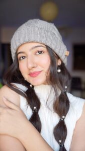 Actress Jhanvi Bhatia HD Photos and Wallpapers December 2024