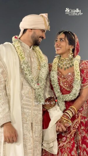 Jheel Mehta Instagram - & THEY ARE MARRIED 💌❤️ @jheelmehta_ @adiplays_ 

You have goosebumps while experiencing the most awaited moment of your life✨

Ending 2024 on a high note, feeling truly grateful to have captured the love and magic of Jheel & Aditya’s special day🧿 

#wedding #weddingday #weddingbts #varmala #JheelKePyaarMeDube #LoveAJkal