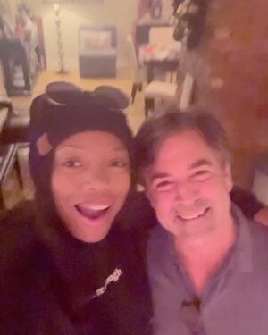 Jill Marie Jones Instagram - Good Morning 🌻🌻🌻 
Being completely transparent… yesterday was a bit rough for me… it being the first Christmas without my Mom. ♥️🕊

My Dear Friend and Tv Hubbie @thejasonpace called to check up on me and so kindly invited me to dinner at his home with his lovely family. 🤗🤗🤗🤗 

His beautiful 17 year old daughter @sweetsarahjp (the next Julia Child) cooked the entire meal and made pie… and it SLAPPED!!! 

I was also made aware that his sons (Jake and Dean) had never seen their father on Girlfriends… so I definitely had to change that! LOL!!! 
We watched a couple. 🤗 

Lots of Laughs. Lots of Love. 
#Girlfriends 4 EVA!!! 
#TONIandTODD 🤗♥️