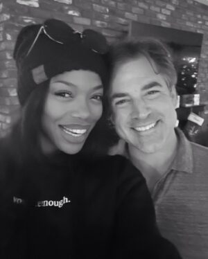 Jill Marie Jones Instagram - Good Morning 🌻🌻🌻 
Being completely transparent… yesterday was a bit rough for me… it being the first Christmas without my Mom. ♥️🕊

My Dear Friend and Tv Hubbie @thejasonpace called to check up on me and so kindly invited me to dinner at his home with his lovely family. 🤗🤗🤗🤗 

His beautiful 17 year old daughter @sweetsarahjp (the next Julia Child) cooked the entire meal and made pie… and it SLAPPED!!! 

I was also made aware that his sons (Jake and Dean) had never seen their father on Girlfriends… so I definitely had to change that! LOL!!! 
We watched a couple. 🤗 

Lots of Laughs. Lots of Love. 
#Girlfriends 4 EVA!!! 
#TONIandTODD 🤗♥️