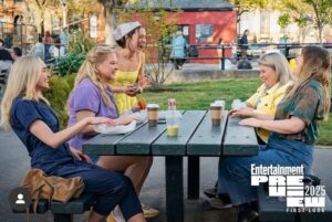 Jillian Bell Instagram - First look at KINDA PREGNANT!!!! @entertainmentweekly out on @netflix Feb. 5, 2025 🤰❤️❤️❤️