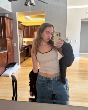Jillian Shea Spaeder Instagram - Choose your character 
1. Feeling cool. Feeling fun.
2. Uh oh I climbed a palm tree and I can’t get down 
3. My football team is better than yours
4. election is still ruining my mood 
5. Requires Emotional support Dino 
6. Yeah