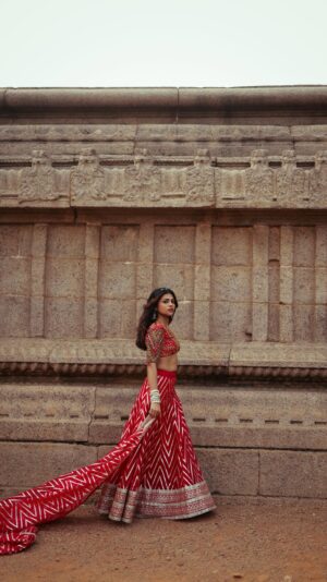 Jini Sundarraj Instagram - •Kaatuchirukki•
.
.
#reelsinstagram #reeloftheday #kaatuchirukki #reelkarofeelkaro #instagram