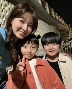 Jo Soo-min Instagram - 하나 소중 모먼트🩷