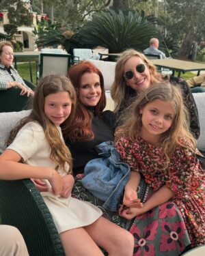 JoAnna Garcia Instagram - Thanksgiving 2024 🍗 1. 🫶🏼 2. My girls 3. Family 4. Me micromanaging 5. My nugget 6. Gingerbread Man pose 7. Making borrowed sport coats look 👩🏻‍🍳💋