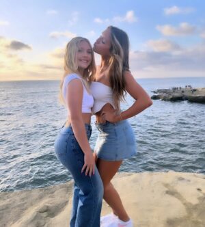 Joelle Better Instagram - kisses from @alphaphisdsu 💌